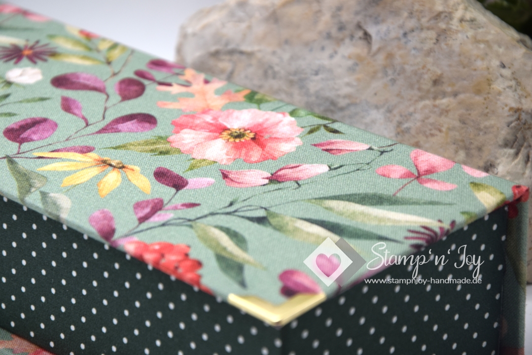 Preview: Schachtel mit Klappdeckel ca. 26x9x5cm | floral | grün | Art. Nr. 97040601